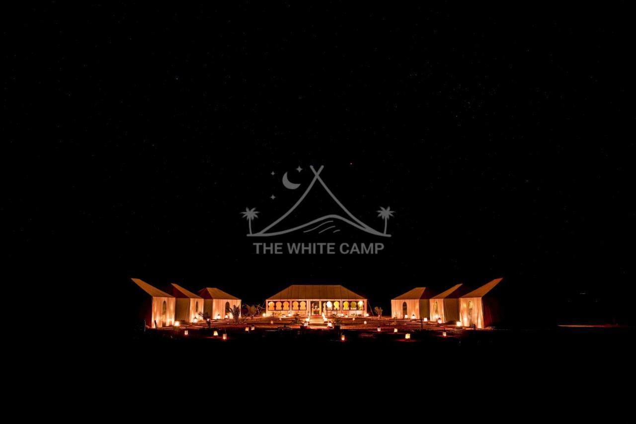 The White Camp - Your Merzouga Luxury Desert Camp & Erg Chebbi Dunes Camel Riding Exterior foto