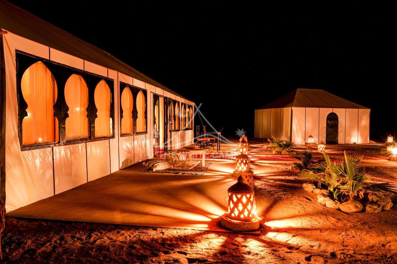 The White Camp - Your Merzouga Luxury Desert Camp & Erg Chebbi Dunes Camel Riding Exterior foto