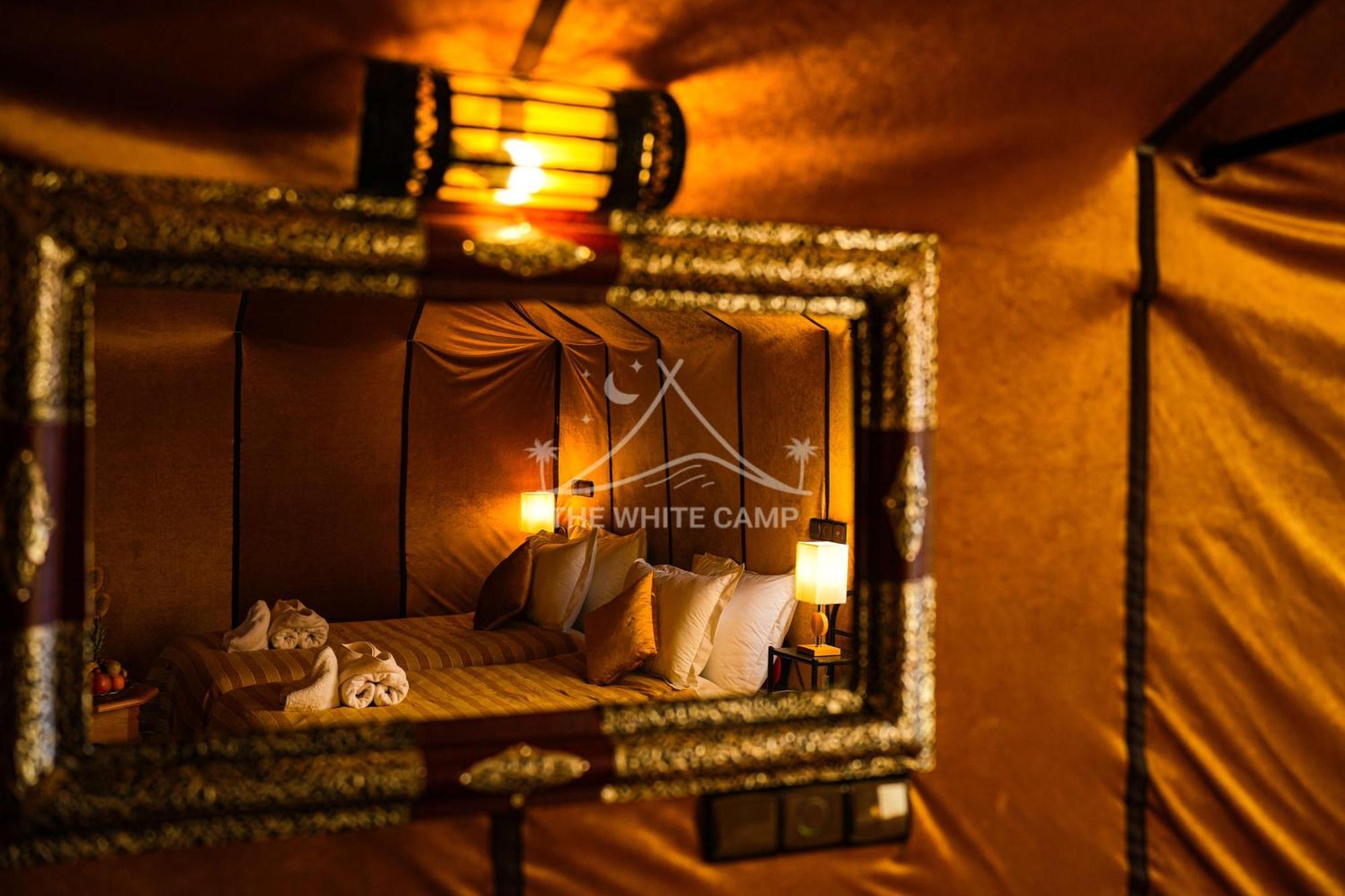 The White Camp - Your Merzouga Luxury Desert Camp & Erg Chebbi Dunes Camel Riding Exterior foto