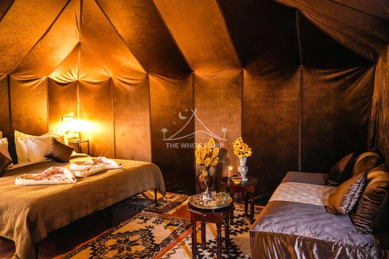 The White Camp - Your Merzouga Luxury Desert Camp & Erg Chebbi Dunes Camel Riding Exterior foto
