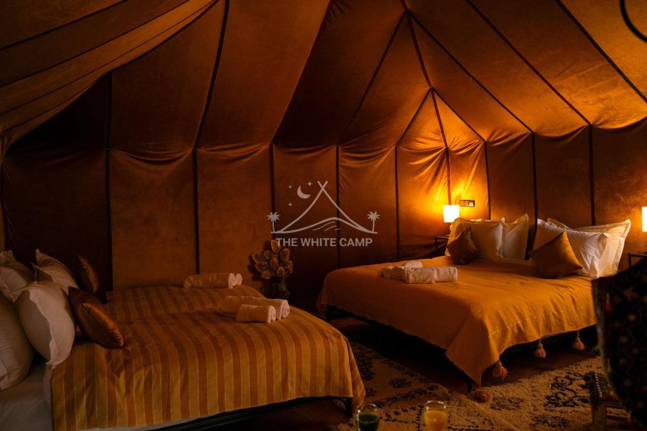 The White Camp - Your Merzouga Luxury Desert Camp & Erg Chebbi Dunes Camel Riding Exterior foto
