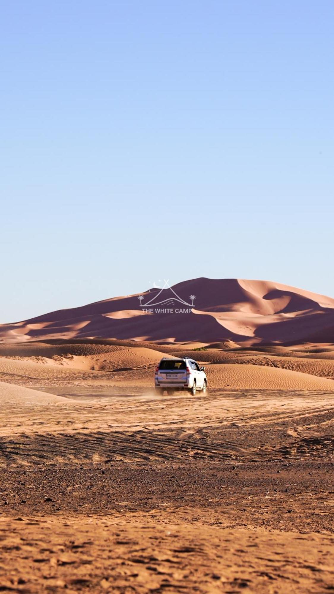 The White Camp - Your Merzouga Luxury Desert Camp & Erg Chebbi Dunes Camel Riding Exterior foto