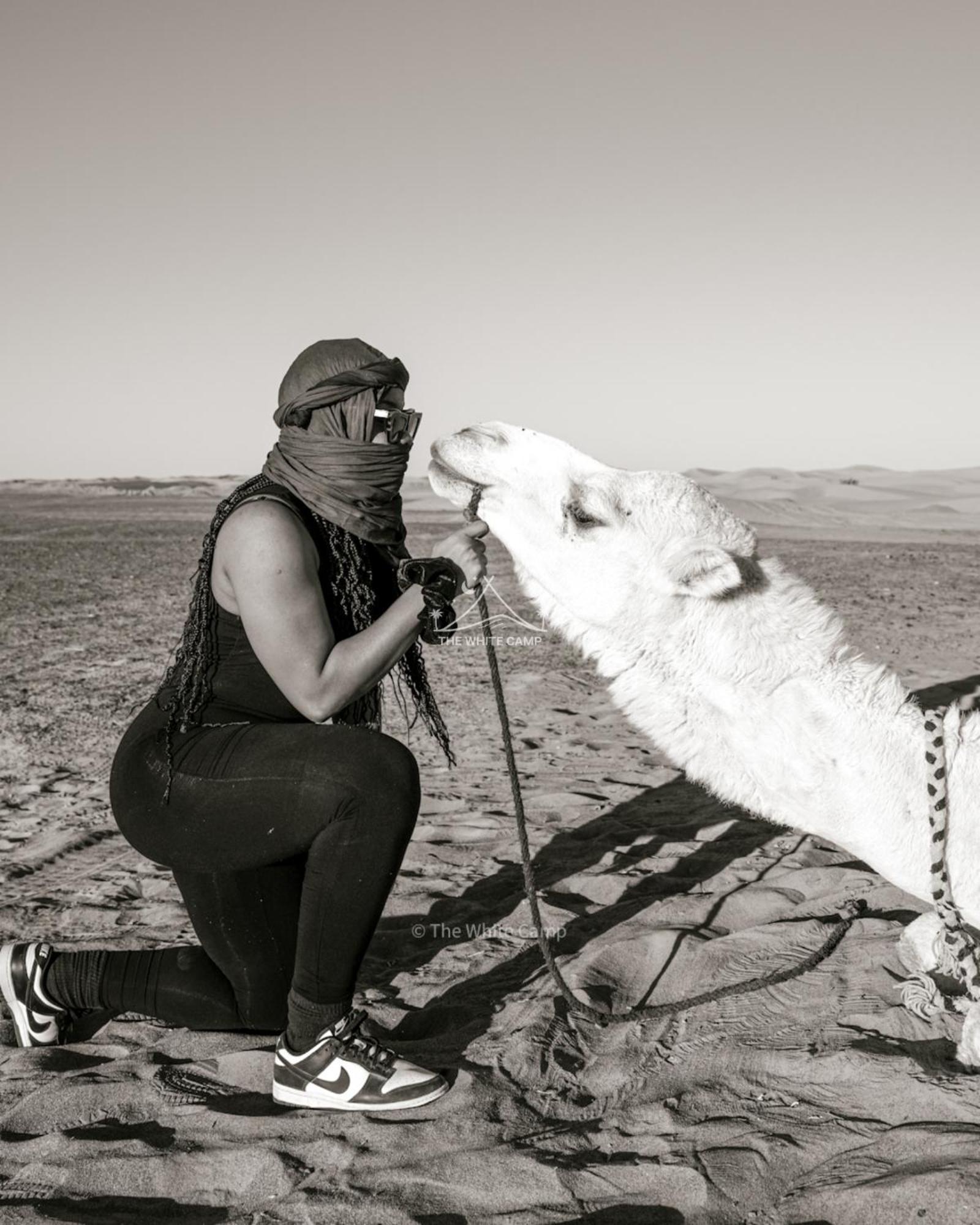 The White Camp - Your Merzouga Luxury Desert Camp & Erg Chebbi Dunes Camel Riding Exterior foto